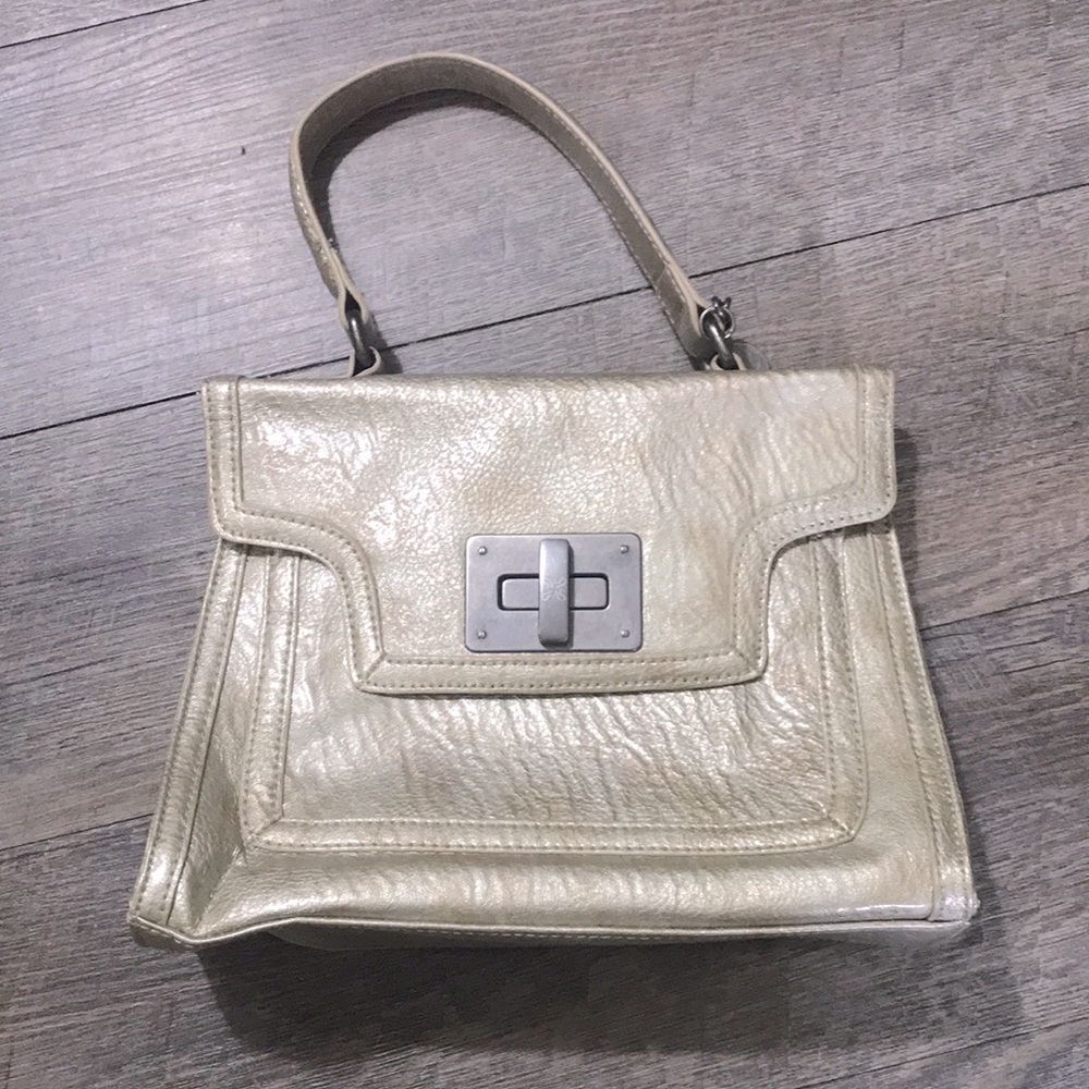 👛 SIMPLY VERA VERA WANG Satchel 🦋